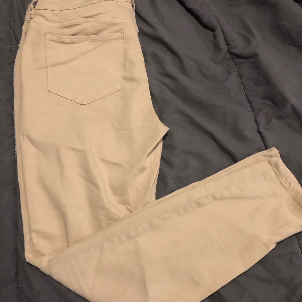 Old navy rockstar jean khaki stretch size 12